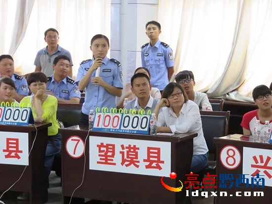 參加全州禁毒知識競賽認(rèn)真答題.jpg
