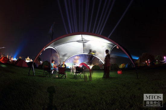 三岔河露營(yíng)斟基地夜景和水幕電影 郭澤玉攝1(19).jpg