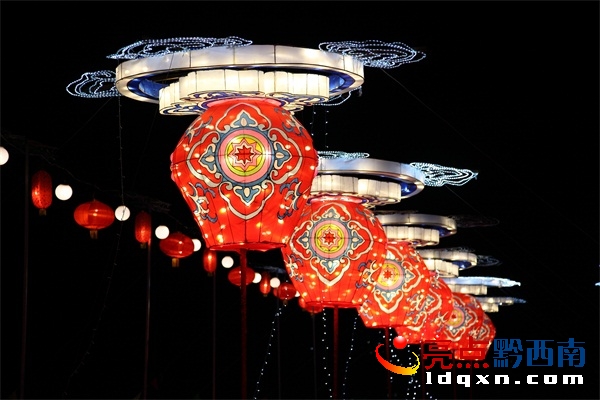貞豐三岔河燈光藝術(shù)節(jié) 郭澤玉攝 (1).JPG